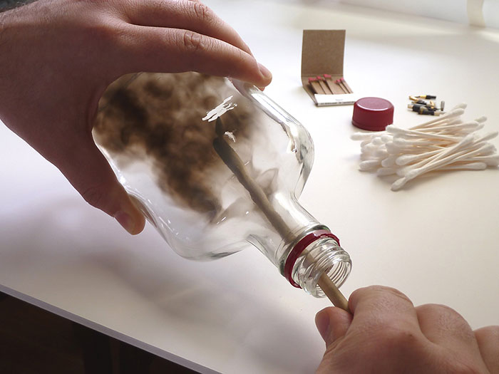 Creative ideas: Smoke used to create artwork on glasses! A Must see.