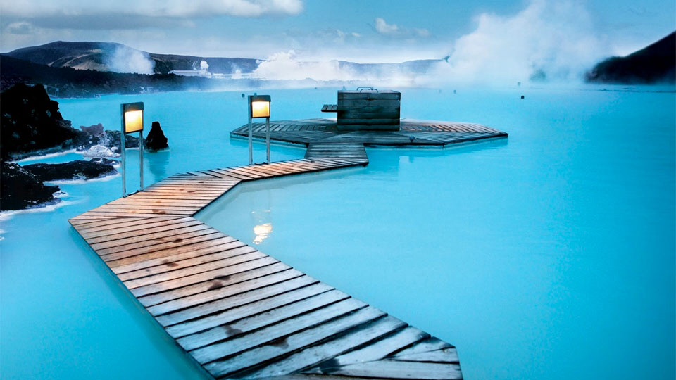 These 21 Most Amazing Pools in the Planet Will Take Your Breath Away