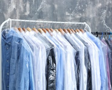 How does dry cleaning work